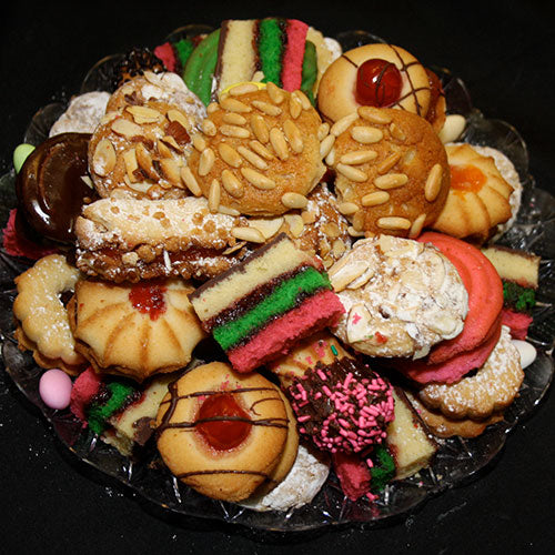 http://circospastryshop.com/cdn/shop/collections/cookies_1200x1200.jpg?v=1508317163