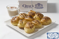 Cream Puffs Ricotta (1 Lb Box about 9 pieces)