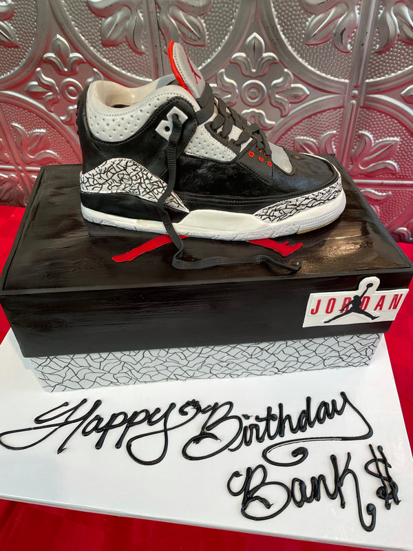 Sneaker cake Fondant Cake - CS0009