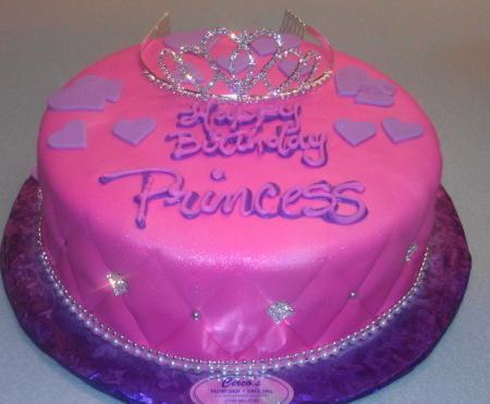 Pink Princess fondant cake - B0029