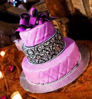 Damask Purple and Black Wedding Cake - W005