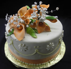 1 tier Fondant Cake with surgar flowers