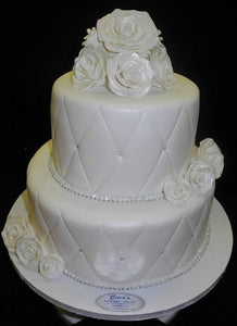 Wedding white diamond Shape fondant cake. - W055