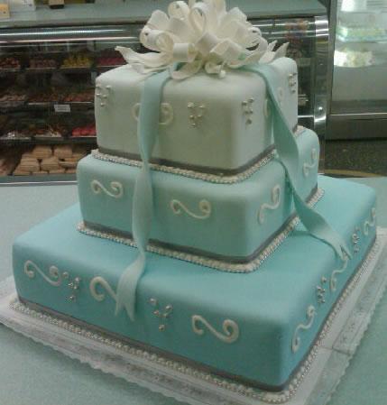 3-tier-square-base-wedding-cake | Luscious Lovelies Cakes