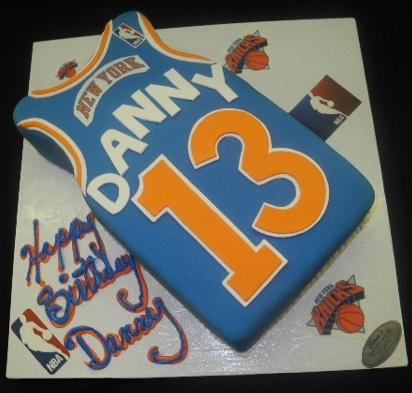 Knicks Jersey Cake - B0086
