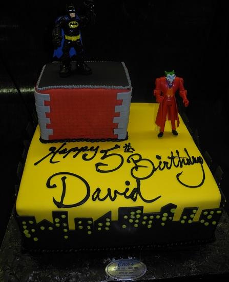 Batman and Joker Cake - B0780