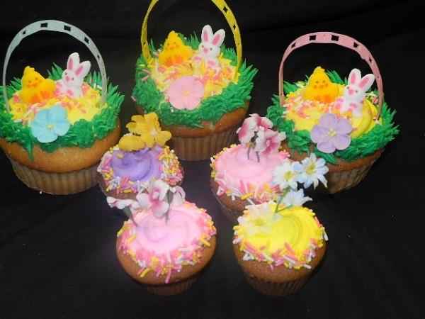 Easter Cup Cakes - CC083