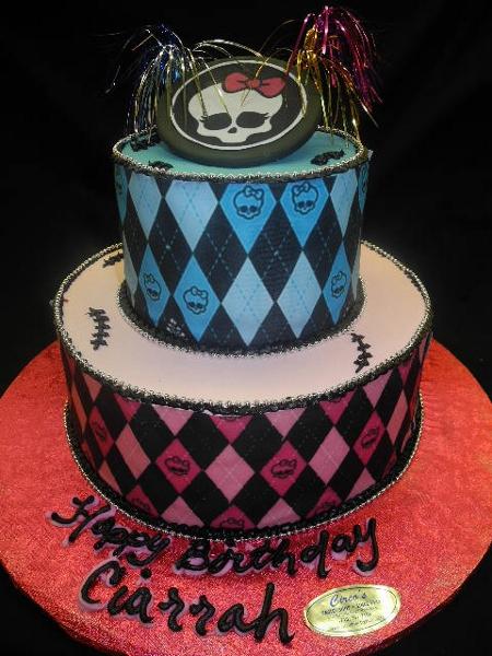 Elite Cake Designs - Uniquely designed Monster High girls birthday cake  featuring a finely detailed Frankie Stein figurine. | Facebook