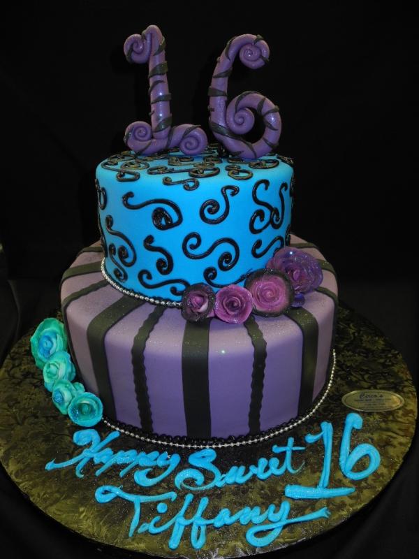 50 Lambeth Cake Ideas for Masterful Cake Decorating : Leo Baby Purple Cake