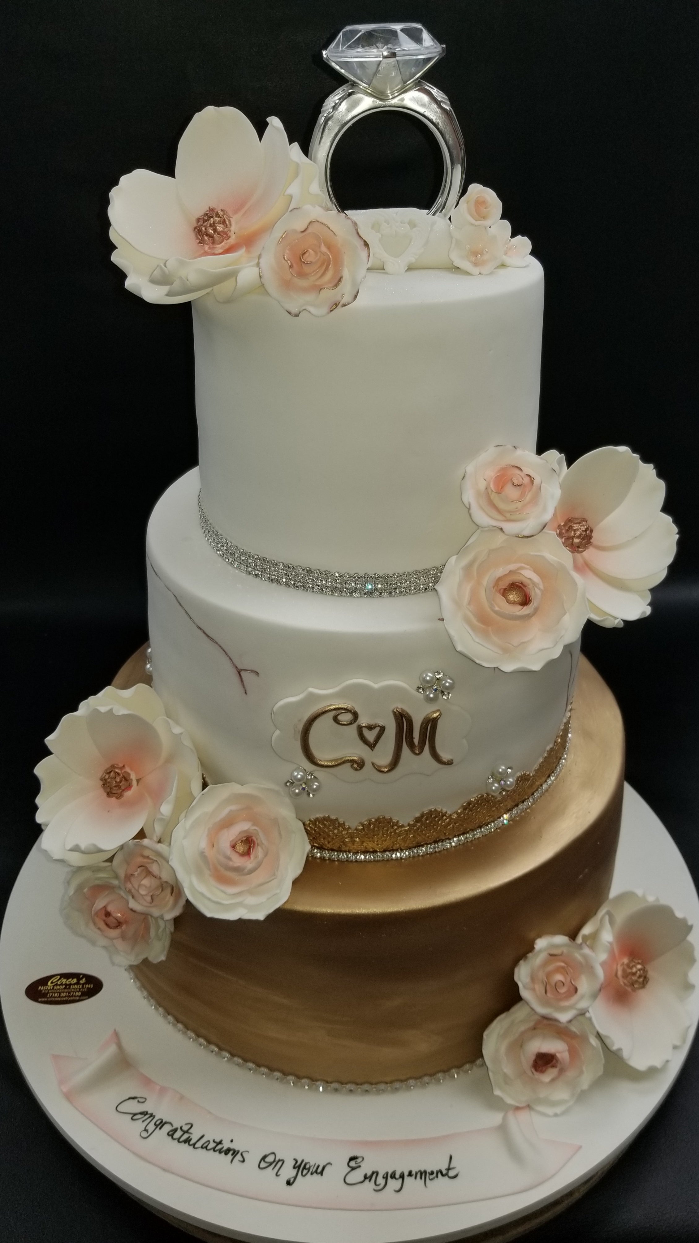 Engagement cake with pink roses