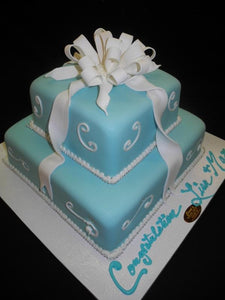 Classy Wedding Cake - W156