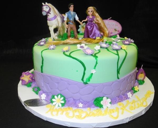 Tangled Birthday Cake - B0292