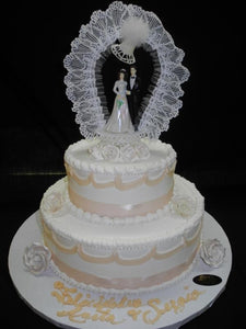 Ivory and White Wedding Cake - W119