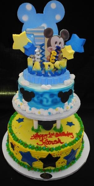 Baby Mickey 1St Birthday Cake - CakeCentral.com