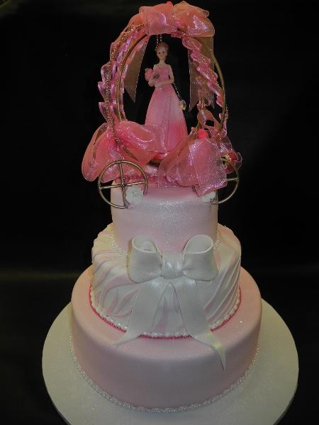 Cinderella Cakes - Flecks Cakes