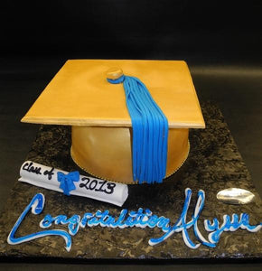 Graduation Cap with Edible Fondant Diploma 