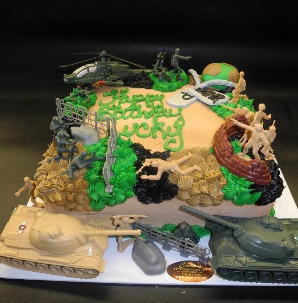Army Icing Cake with Toys