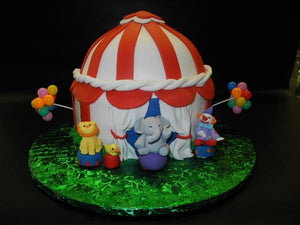 Circus Fondant Cake with Edible Fondant Animals 