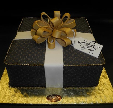 Loui Vuitton Gift Box Cake