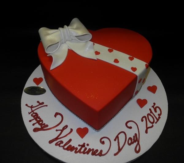 40th Ani Heart Shape Fondant Cake | Anniversary Cakes