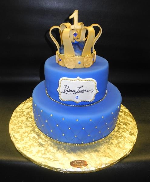 Prince 1st Birthday Cake with Edible Crown - B0027 – Circo's Pastry Shop