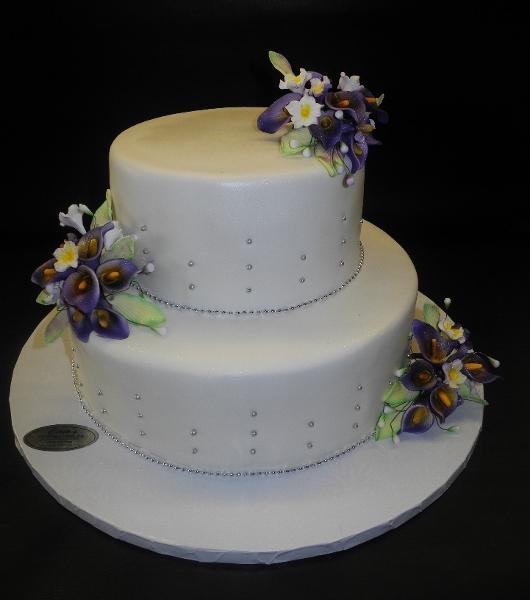 Lavender Flowers Wedding Fondant Cake