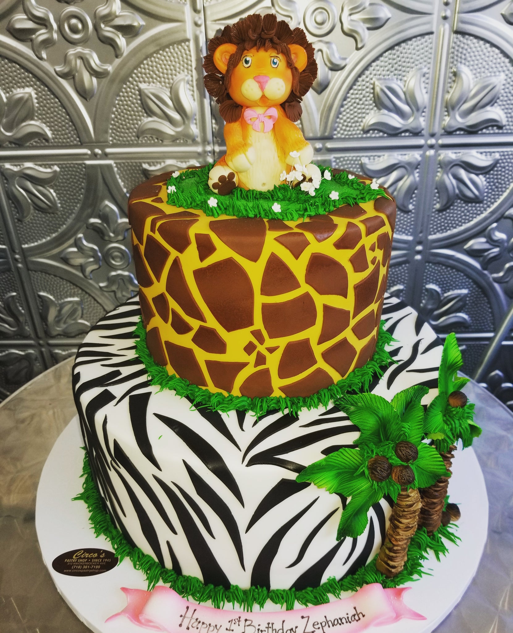 Jungle themed cake BS003