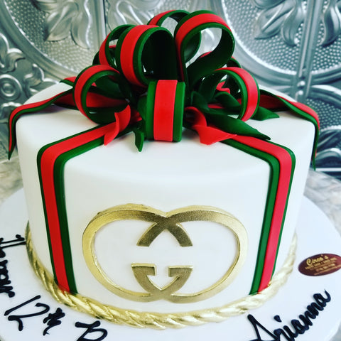 Gucci cake B0874