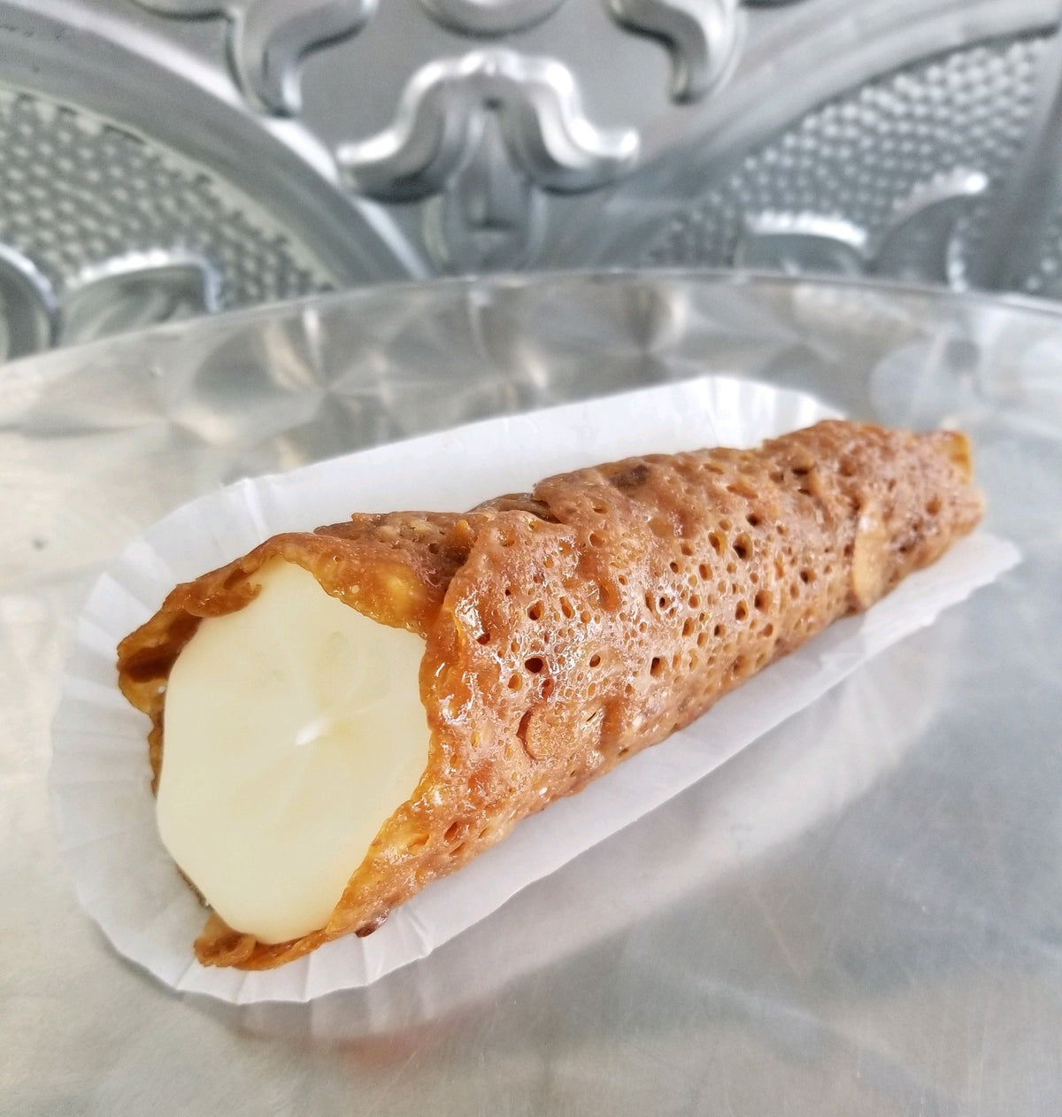 Almond Cheesecake Cone 6 Per order