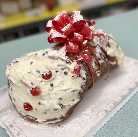 Family Size Cannoli